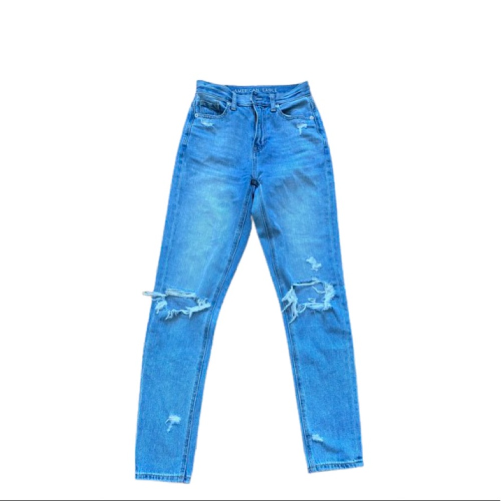 American Eagle mom jeans